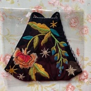 ❤️SOLD OUT❤️JOHNNY WAS SUN & FLOWERS FACE MASK.